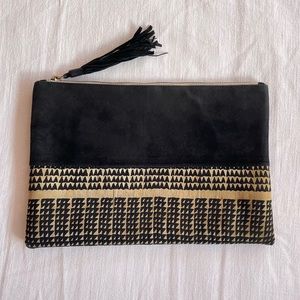 Manaola Black Polynesian Print Leather Clutch w/Zip Top